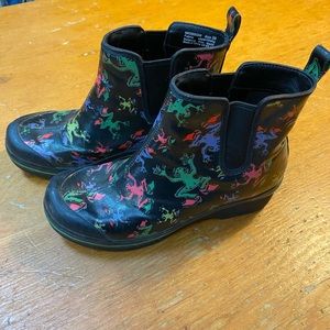 Dansko rainbow frogs Chelsea rain boots size 38